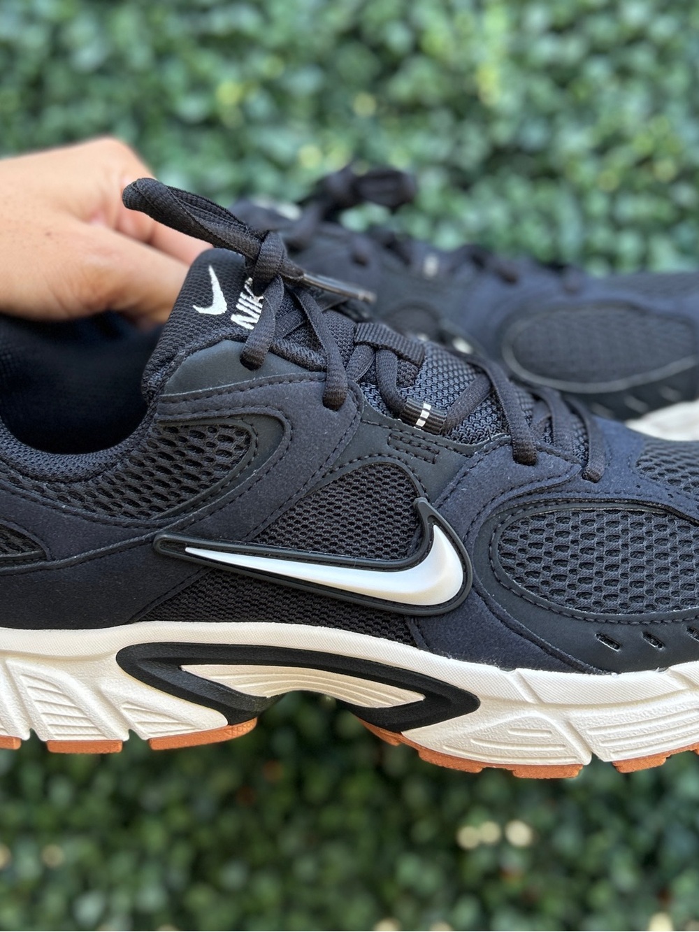NikeV5 RNR - Picture 2 of 8
